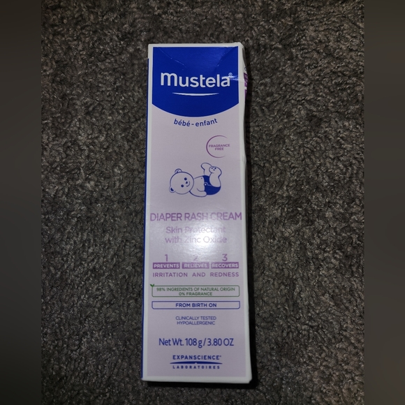 New Mustela baby diaper rash cream 3.8 oz - Picture 8 of 10